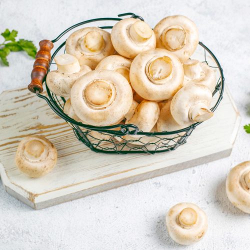 fresh-organic-white-mushrooms-champignon